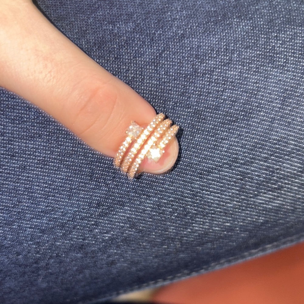 Pandora Gold Spiral Ring Elegant Jewelry